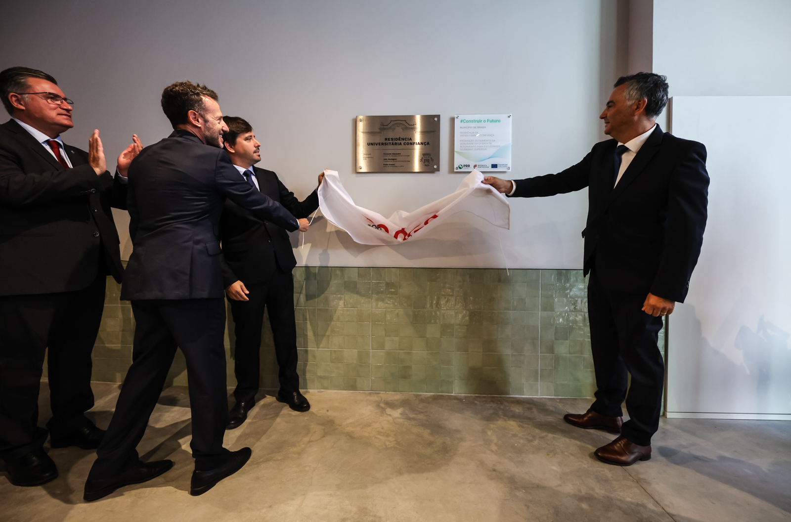 Thumbnail da galeria Inauguração Residência Confiança